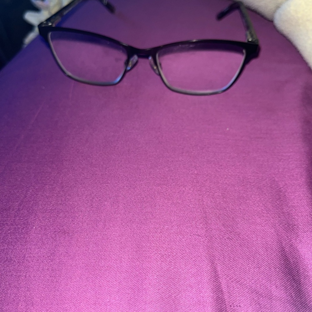 2 Foster Grant  both women’s and men’s reading glasses +3.00 and 1 case.